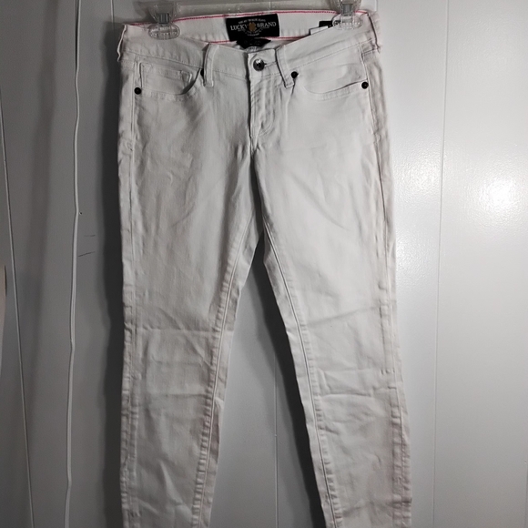 White Skinny Jeans - Picture 1 of 8